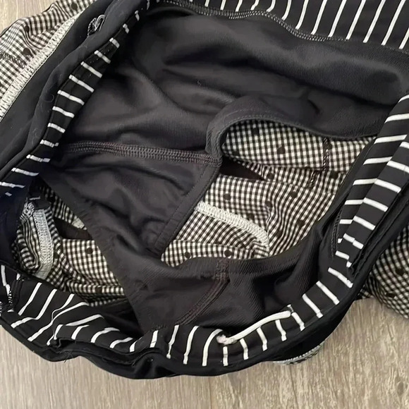 Lululemon run speed shorts - Picture 9 of 10